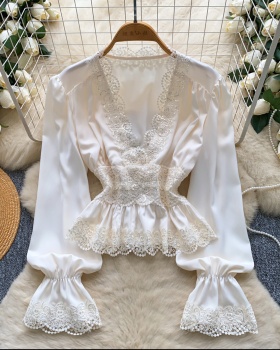 Satin trumpet sleeves shirt V-neck lace tops