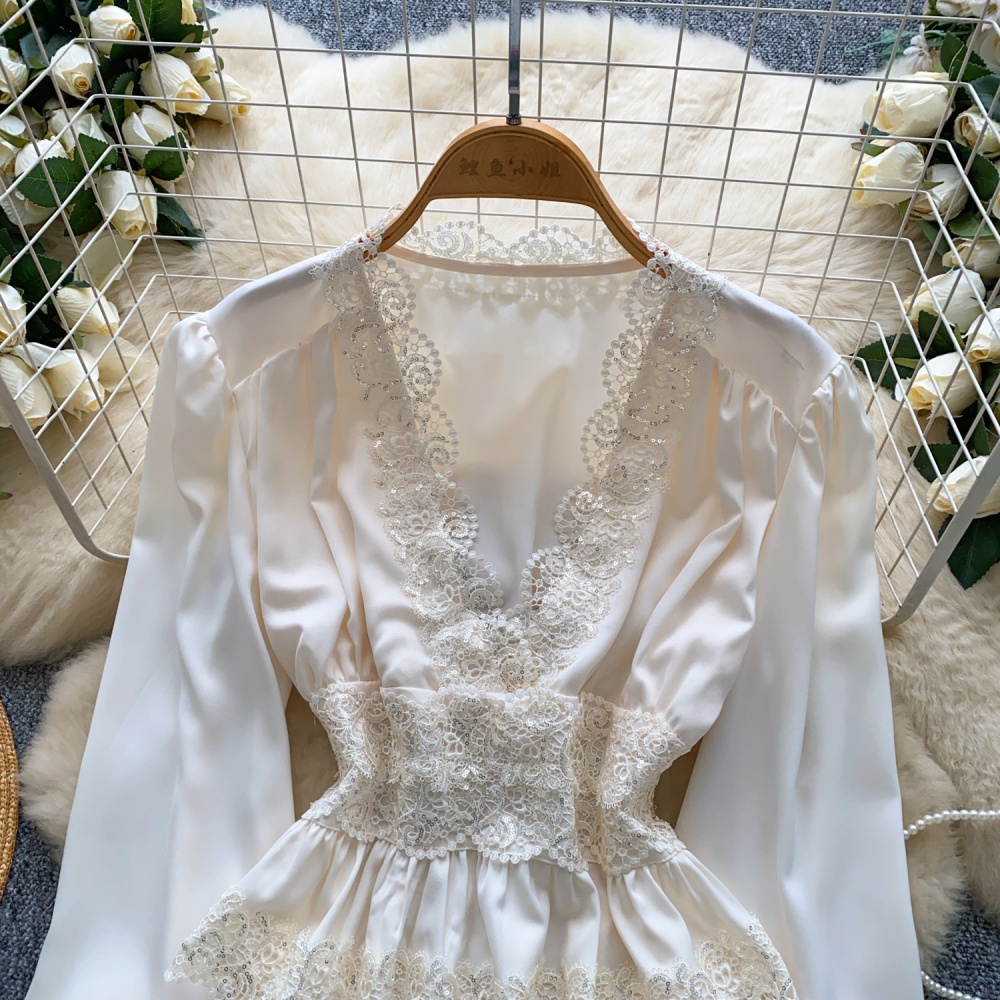 Satin trumpet sleeves shirt V-neck lace tops