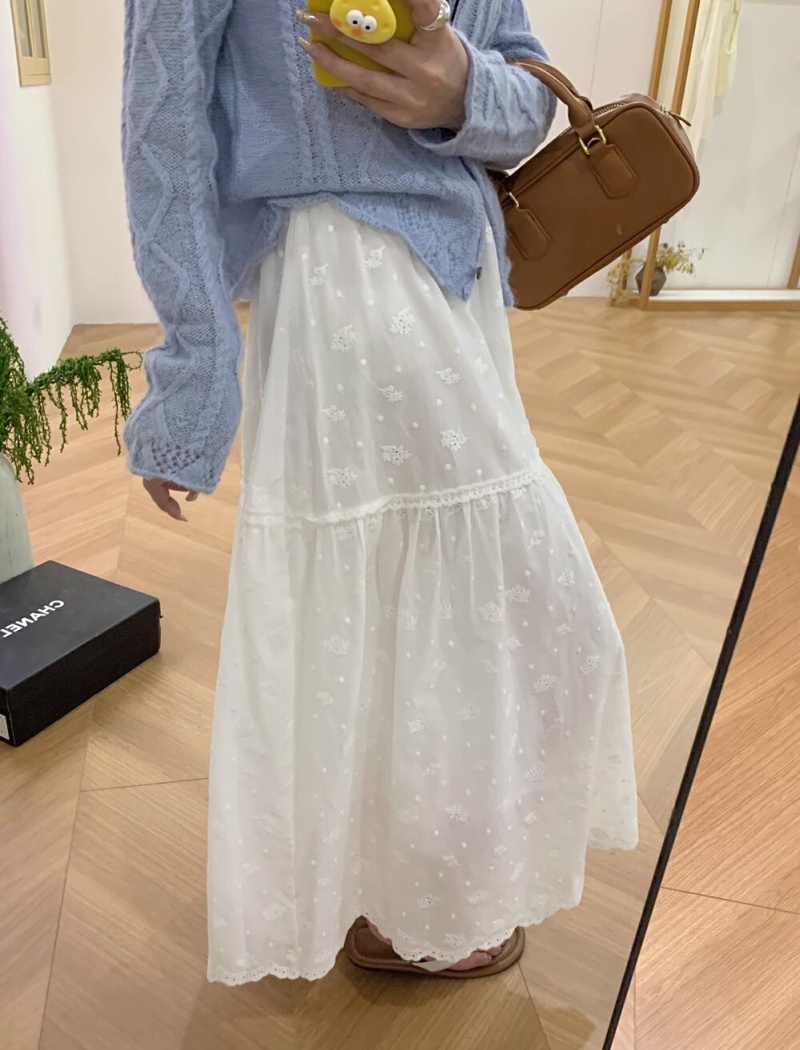 Casual white embroidery long lace skirt for women