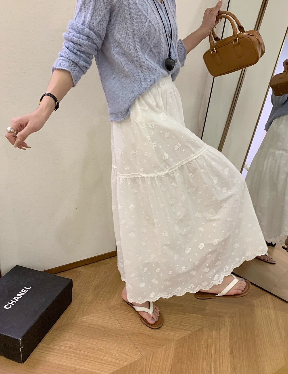 Casual white embroidery long lace skirt for women