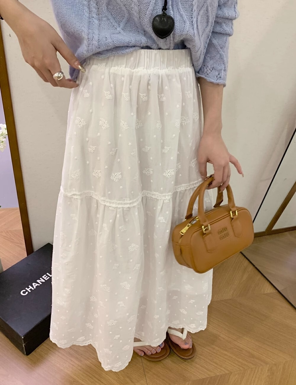 Casual white embroidery long lace skirt for women