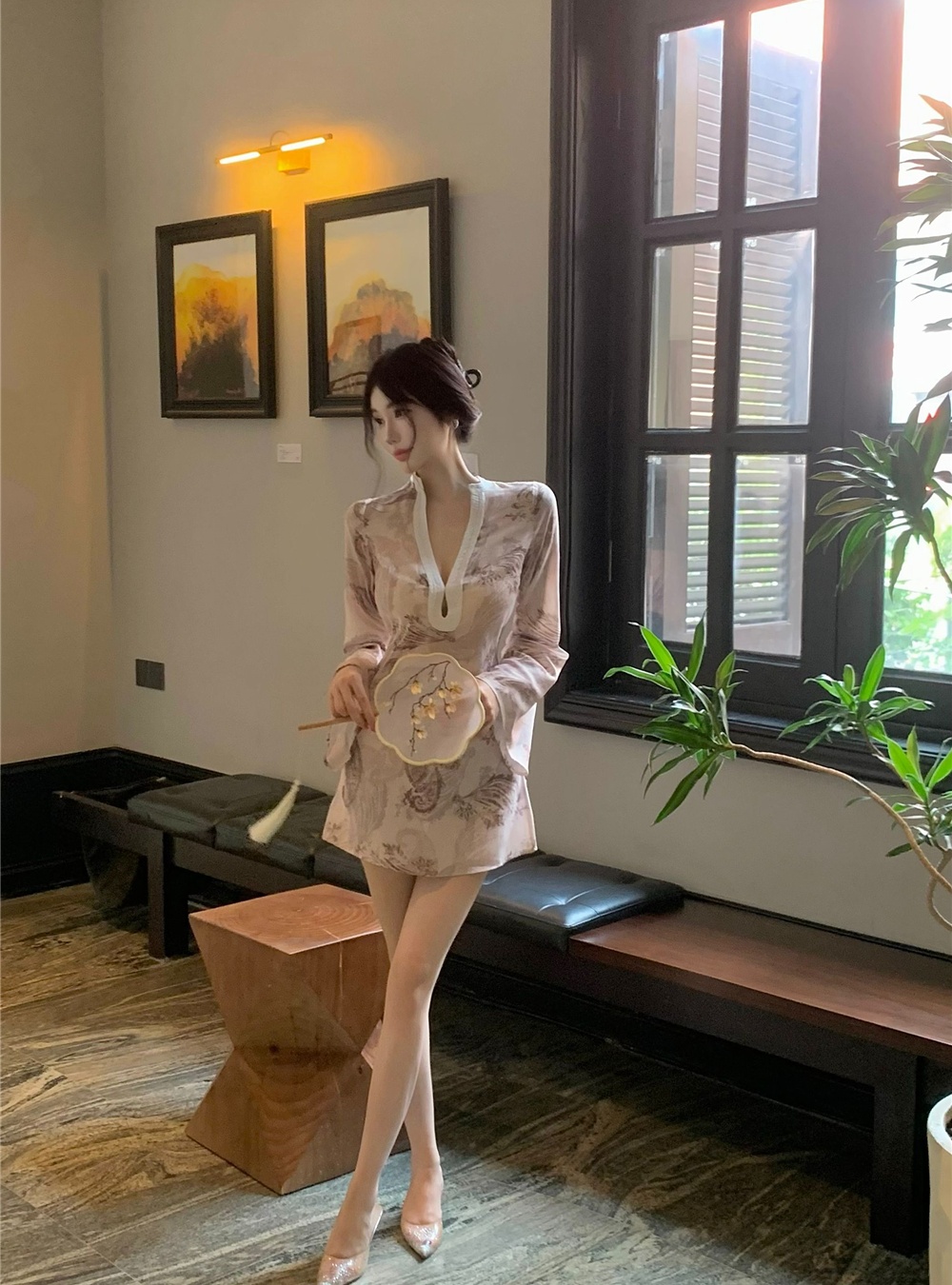 V-neck pinched waist dress printing long sleeve T-back