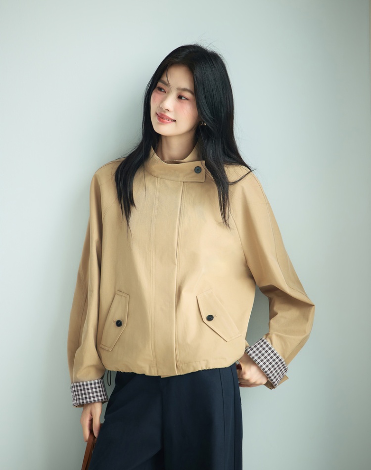 Cuff flanging cstand collar fashion windbreaker