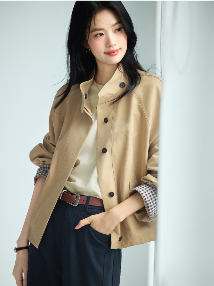 Cuff flanging cstand collar fashion windbreaker