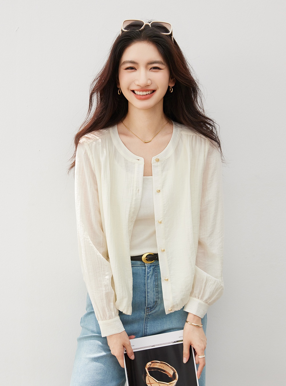 Lithe thin coat light shirt for women