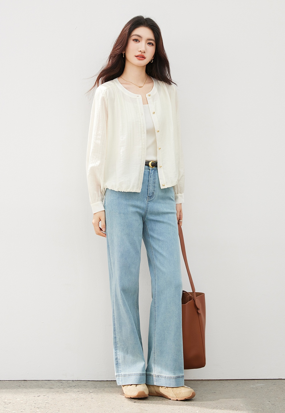 Lithe thin coat light shirt for women