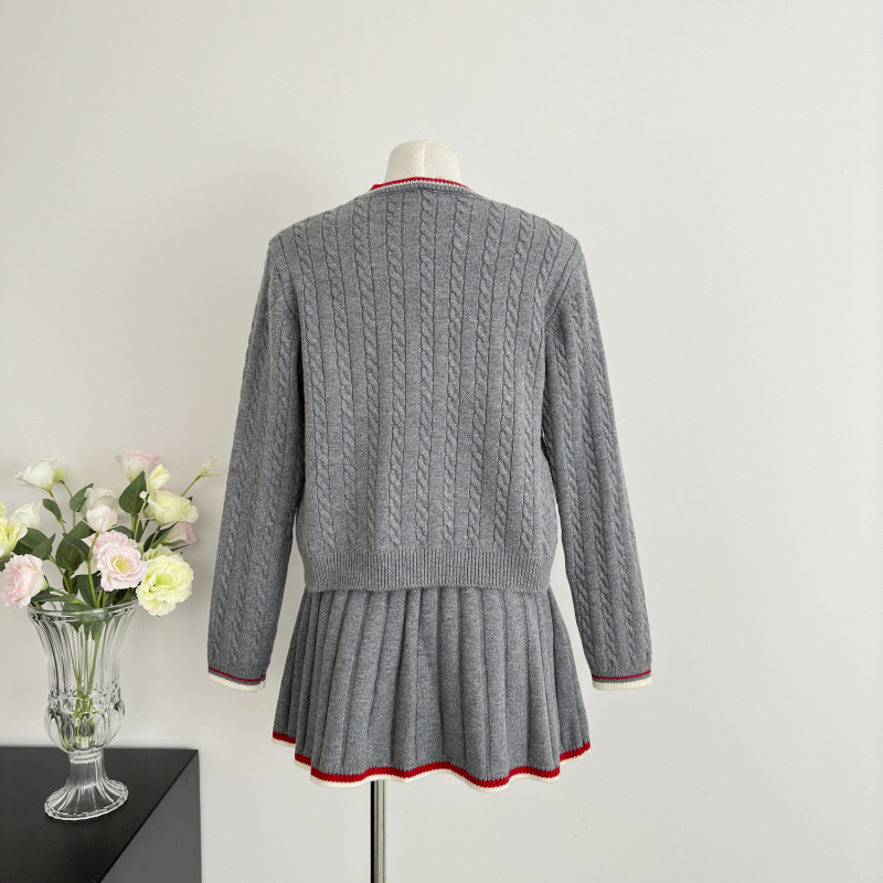 Korean style pleated tops long sleeve T-back 2pcs set