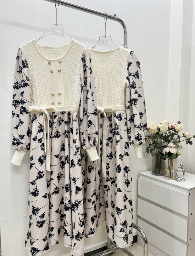 Slim round neck dress temperament bottoming vest