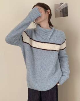 Autumn and winter loose lapel sweater for women