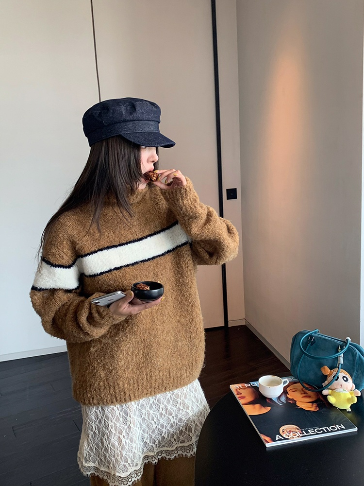 Autumn and winter loose lapel sweater for women