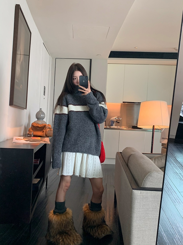 Autumn and winter loose lapel sweater for women