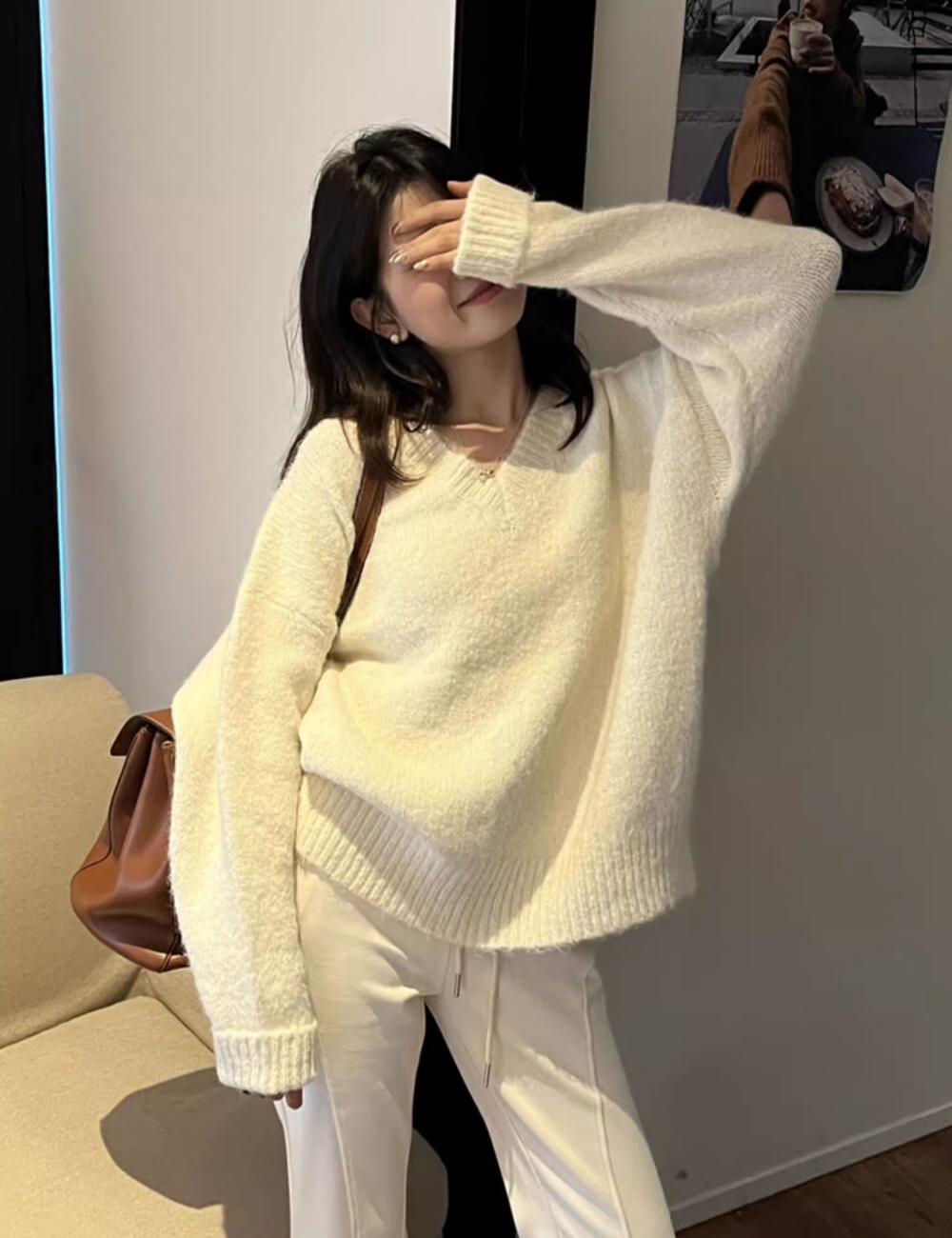 Bottoming V-neck loose winter lazy sweater for women