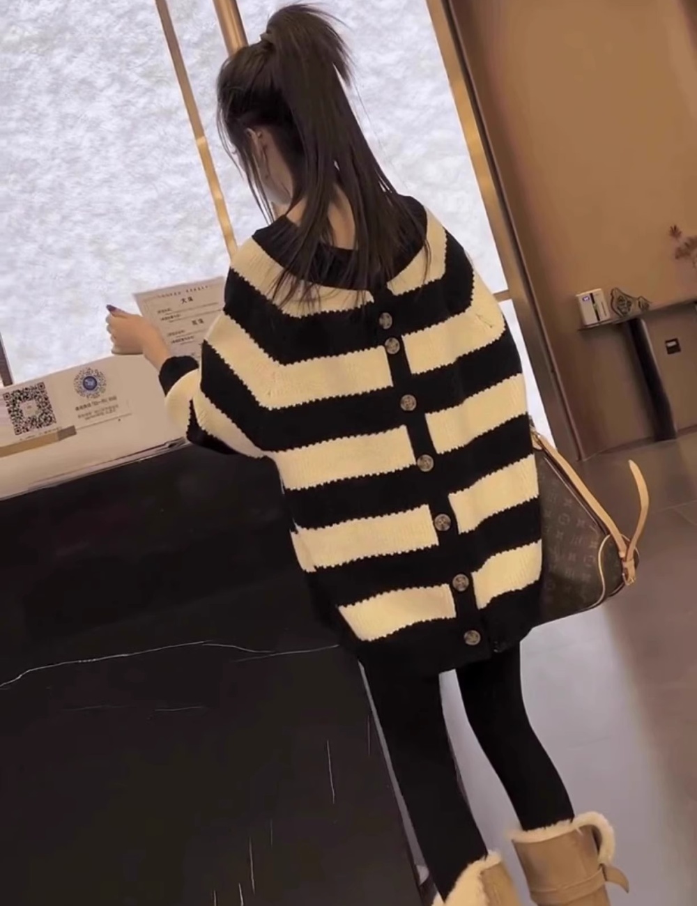 Fashion black-white autumn loose sweater for women