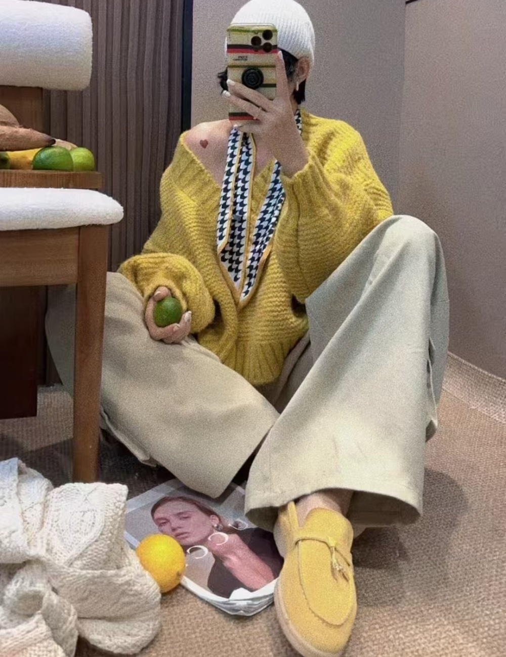 Knitted fashion yellow unique pullover show young short sweater