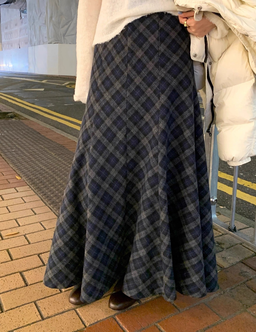 Plaid long twill thick sueding A-line skirt
