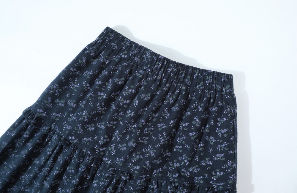 Wood ear floral A-line autumn and winter skirt