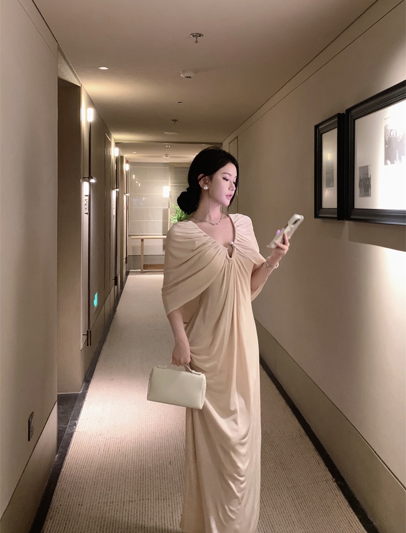 Classical romantic slim dress pearl buckle fold cloak