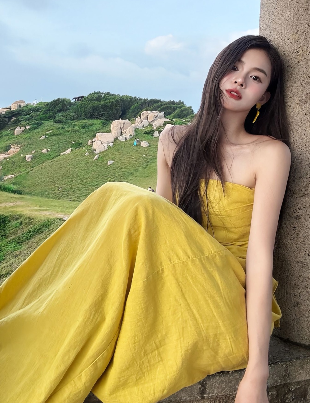 High waist wrapped chest skirt yellow tops 2pcs set for women