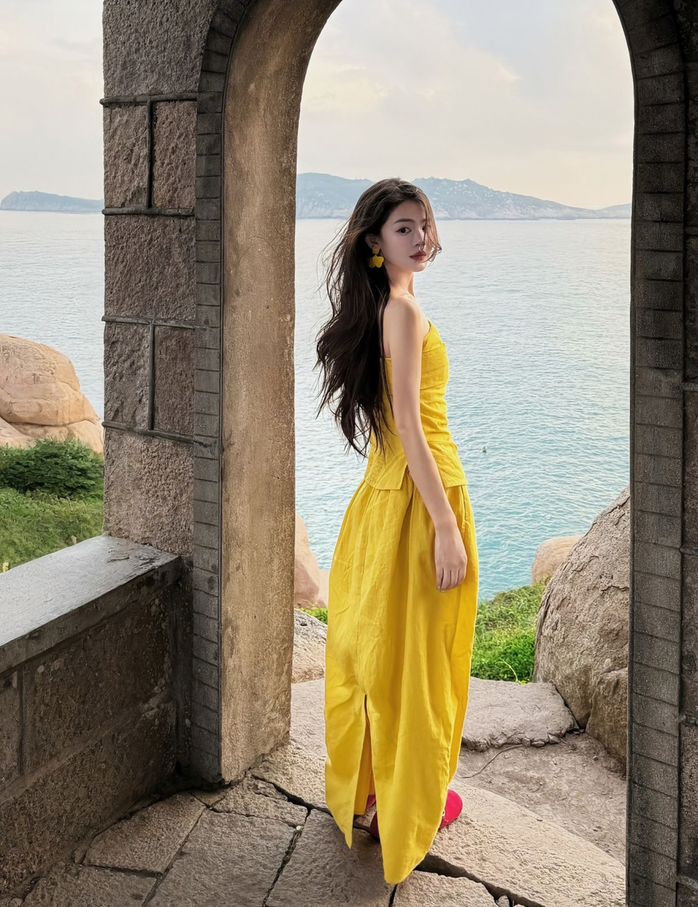High waist wrapped chest skirt yellow tops 2pcs set for women