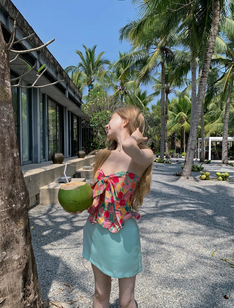 Seaside summer tops wears outside skirt a set for women