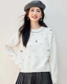 Autumn and winter white France style lazy sweater