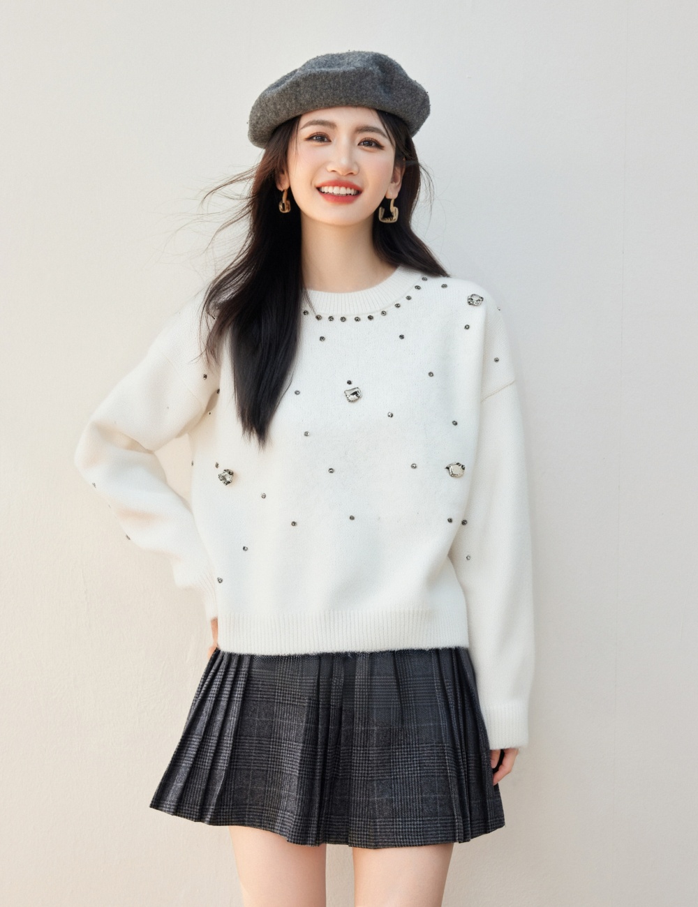 Autumn and winter white France style lazy sweater
