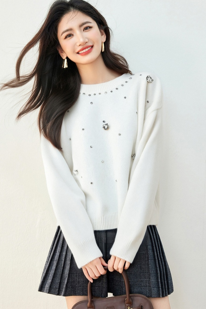 Autumn and winter white France style lazy sweater