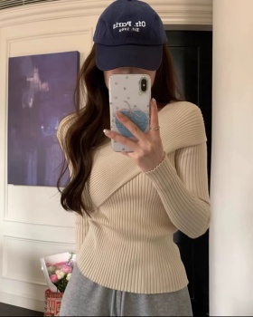V-neck knitted tops cross clavicle bottoming shirt for women