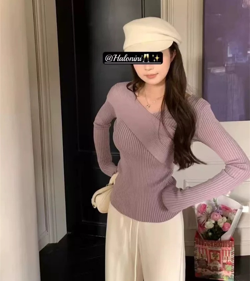 V-neck knitted tops cross clavicle bottoming shirt for women