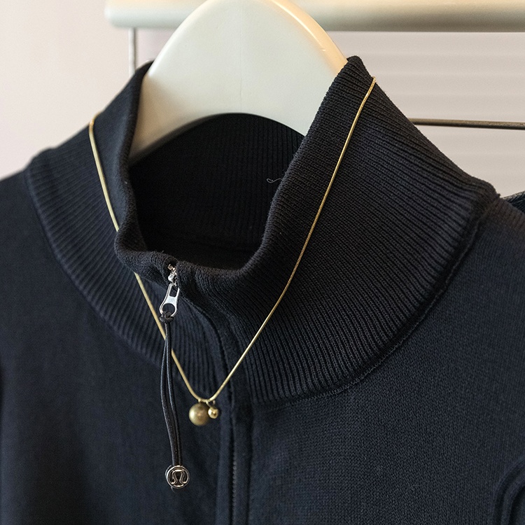 Autumn wears outside niche tops half high collar zip sweater