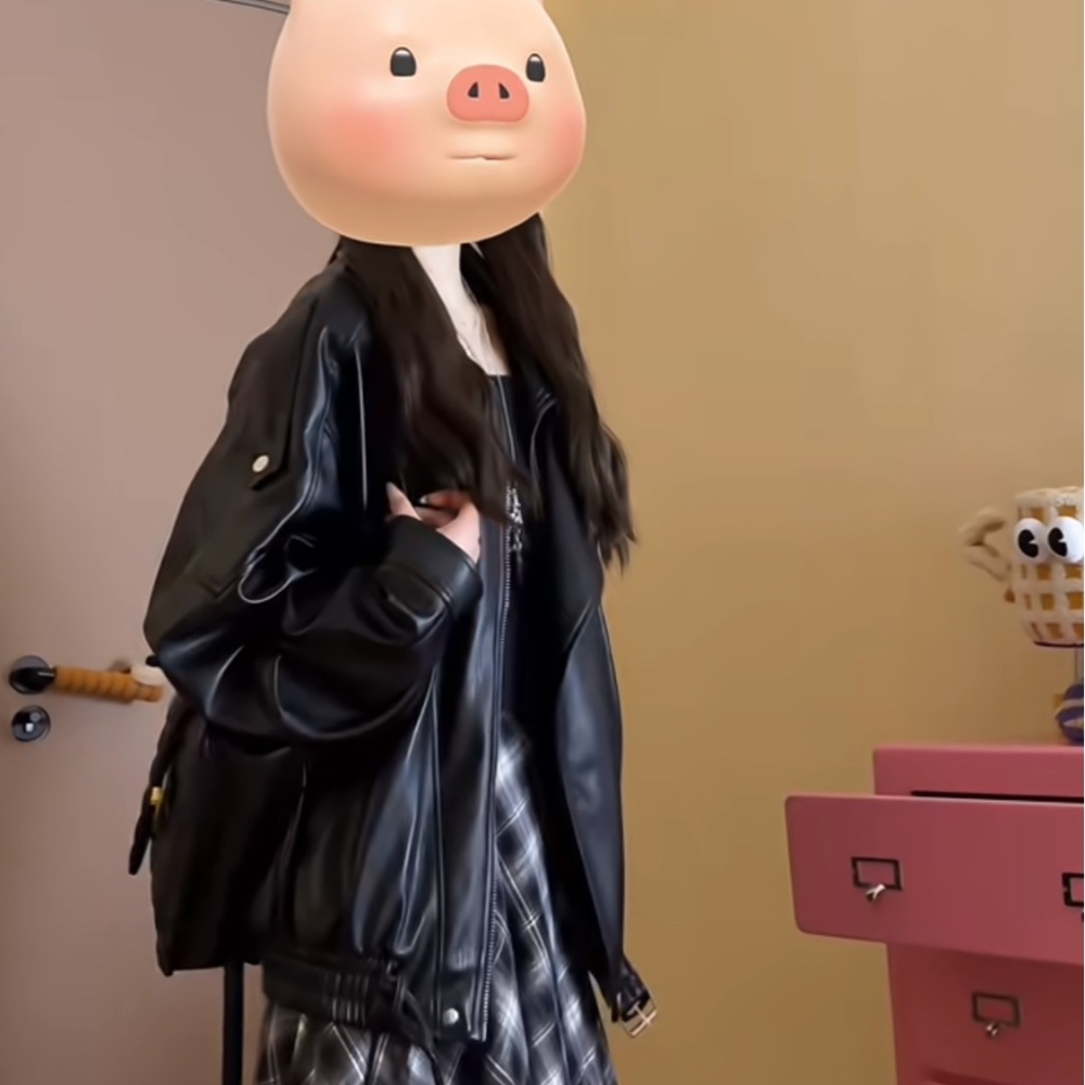 Black unique coat locomotive leather coat for women
