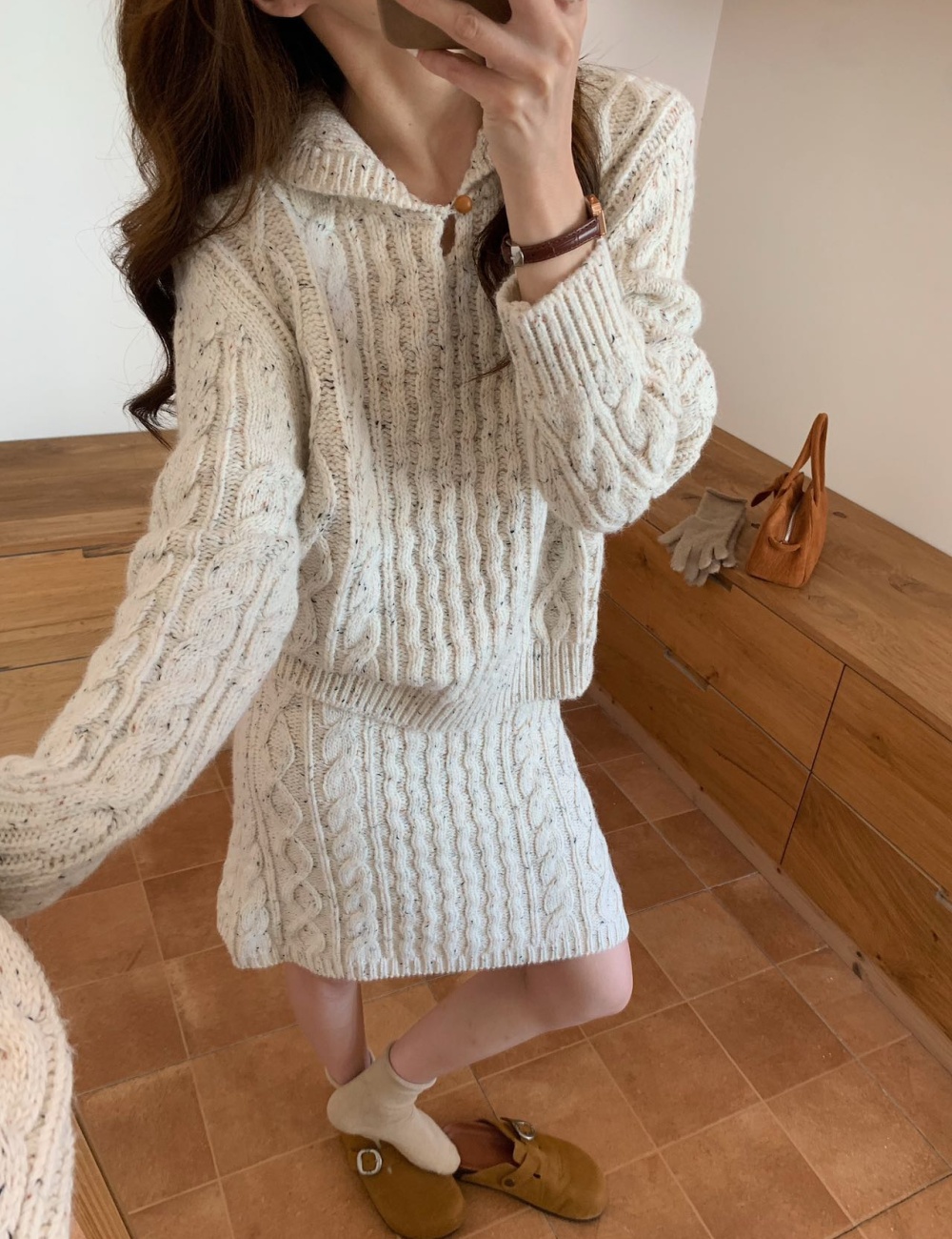Twist pattern lazy sweater A-line skirt a set