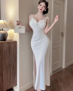 Long sexy high slit bottoming sling dress