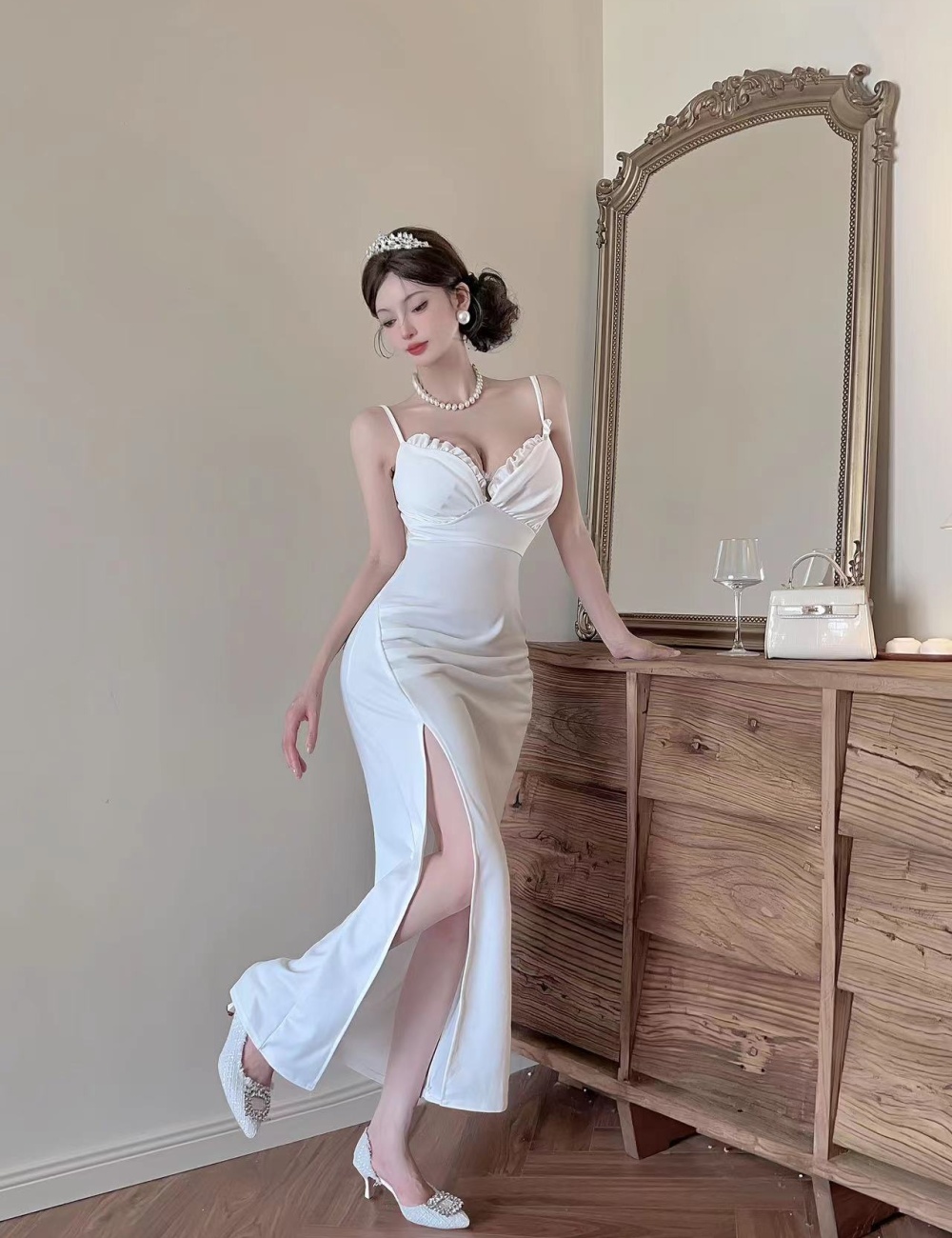 Long sexy high slit bottoming sling dress