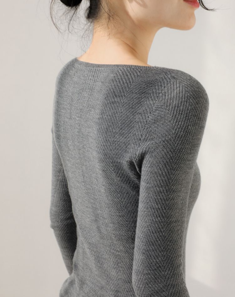 France style slim bottoming gray unique sweater