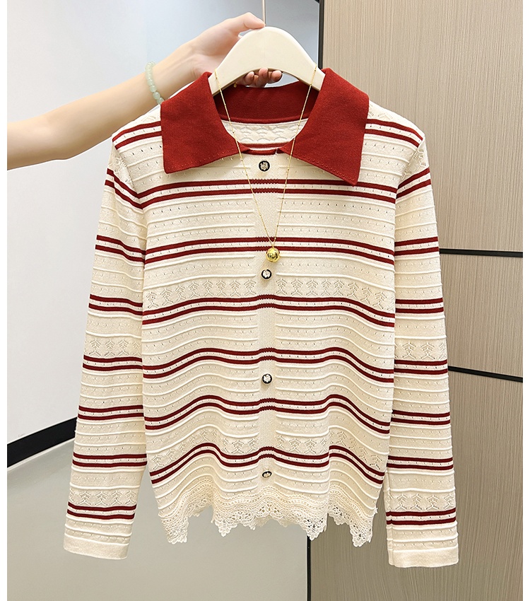 Autumn and winter stripe lace sweater