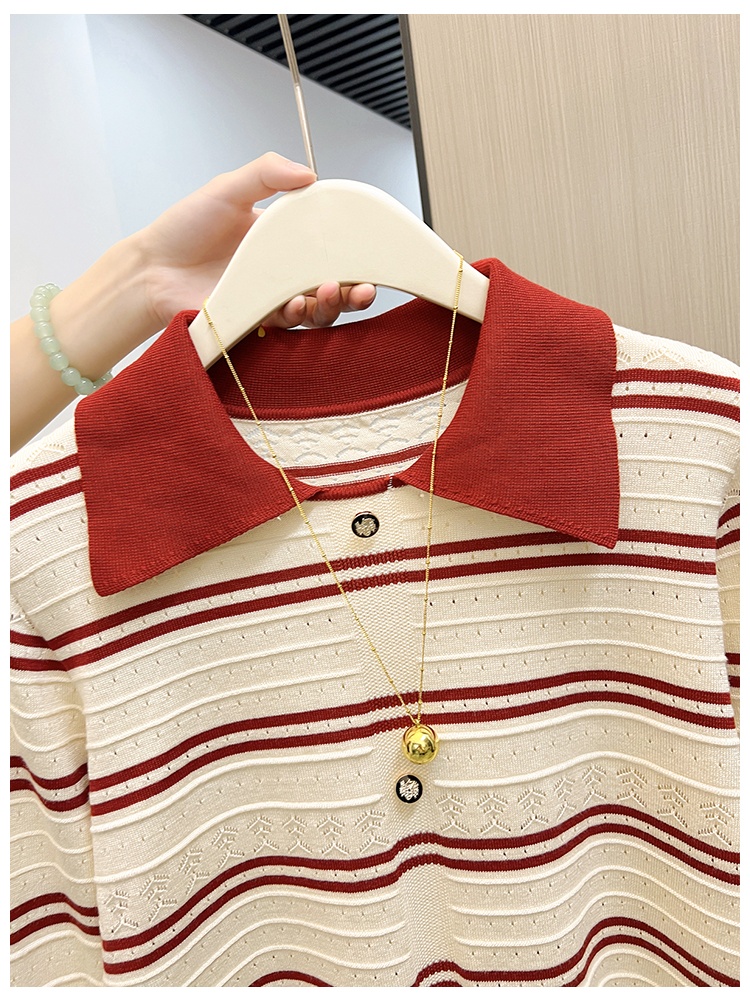 Autumn and winter stripe lace sweater