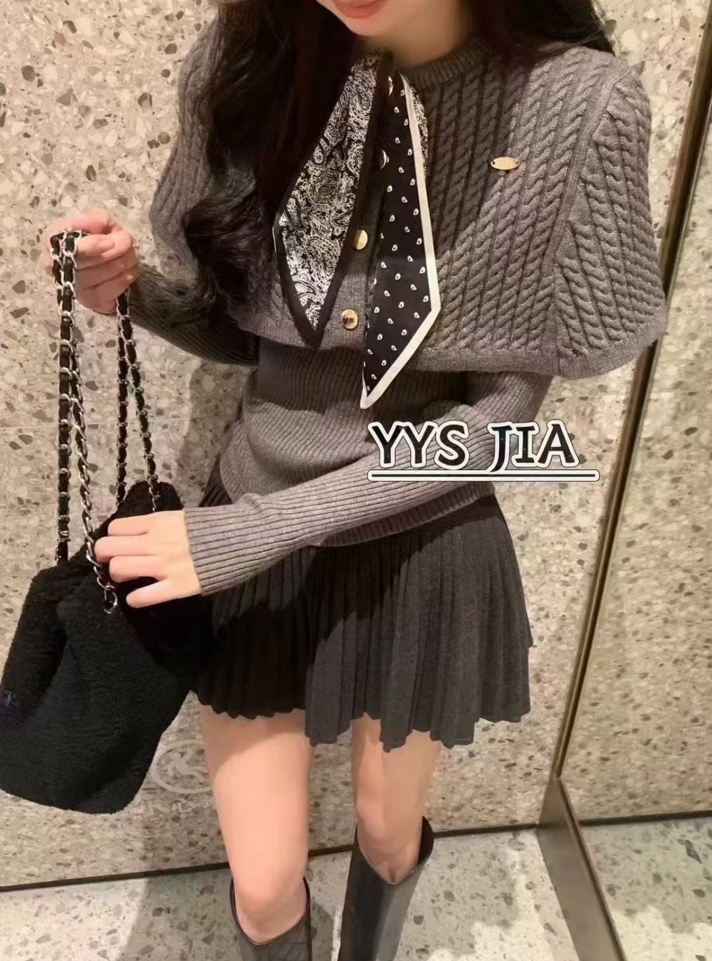 Twist cloak V-neck sweater 2pcs set for women