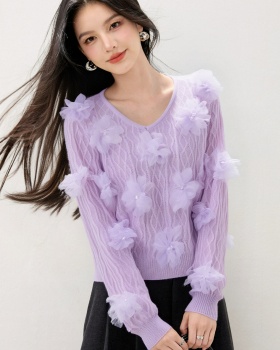 V-neck autumn and winter quilted tops flowers long sleeve sweater