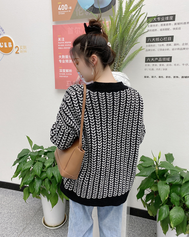 Long sleeve knitted jacket Korean style cardigan for women