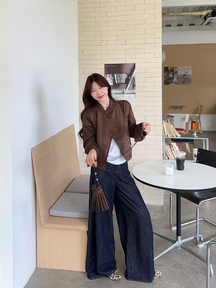 Autumn and winter retro tops for women