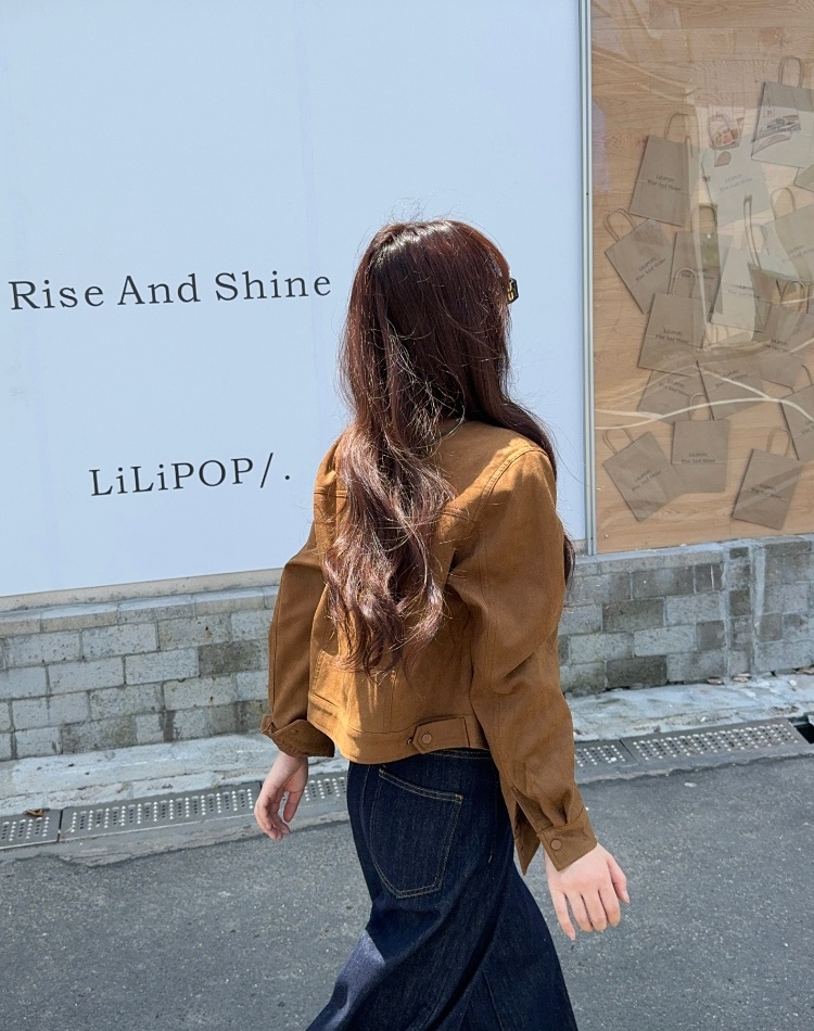 Autumn and winter retro tops for women