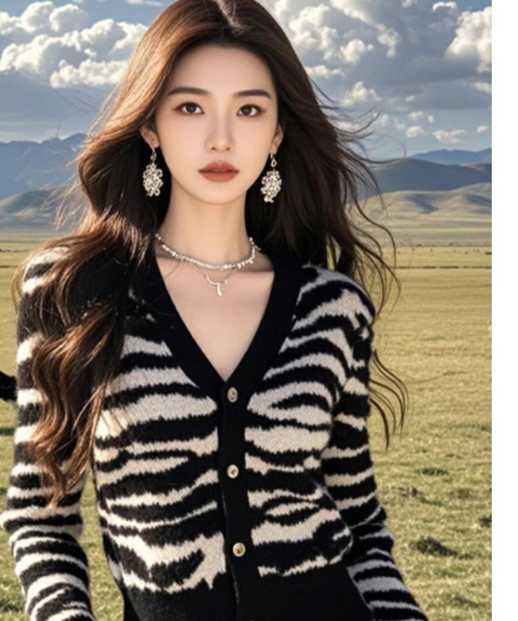Unique bottoming V-neck cardigan autumn and winter zebra tops