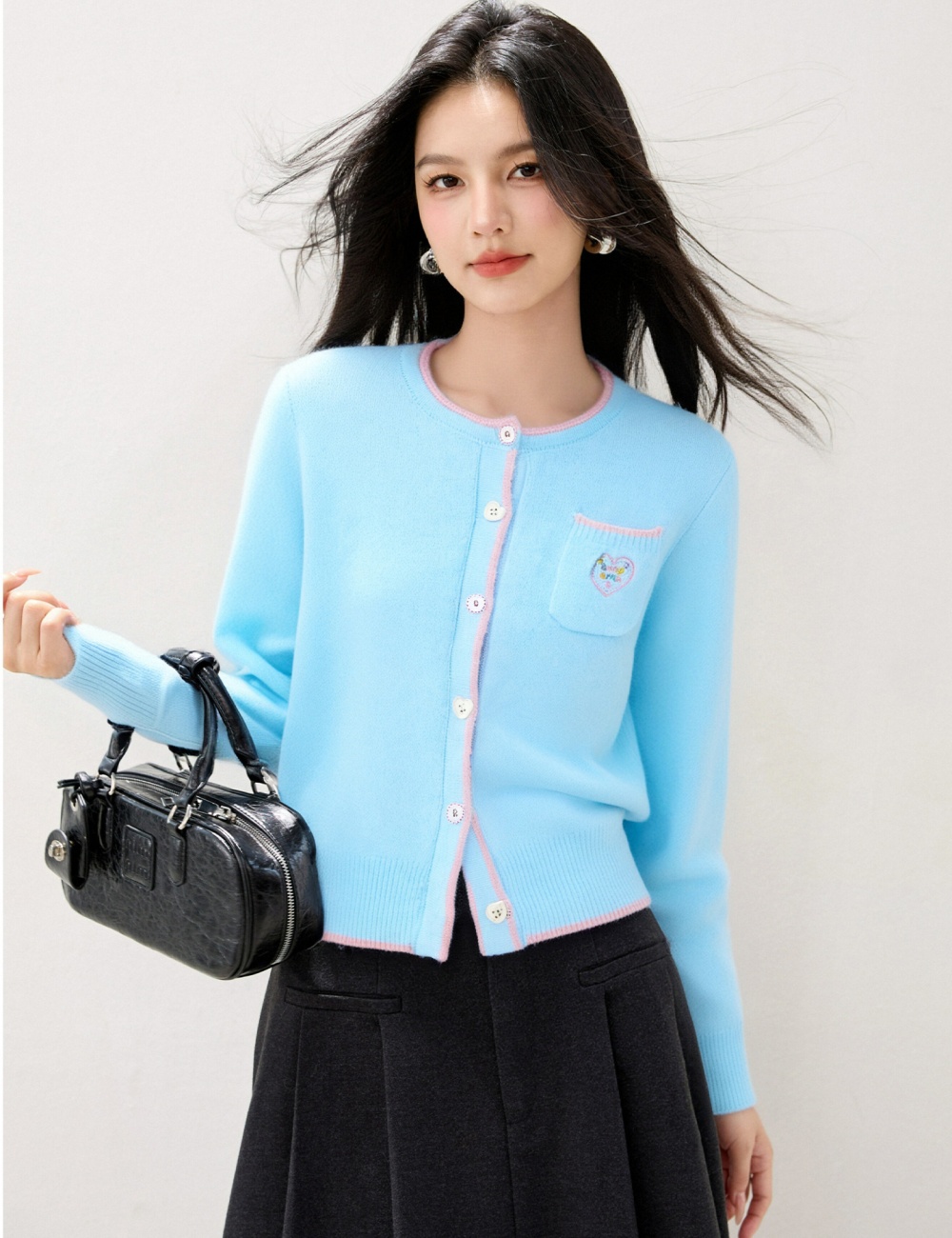 Tender autumn sweet sweater heart knitted cardigan