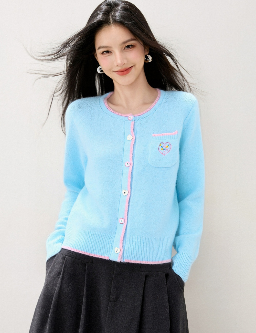 Tender autumn sweet sweater heart knitted cardigan