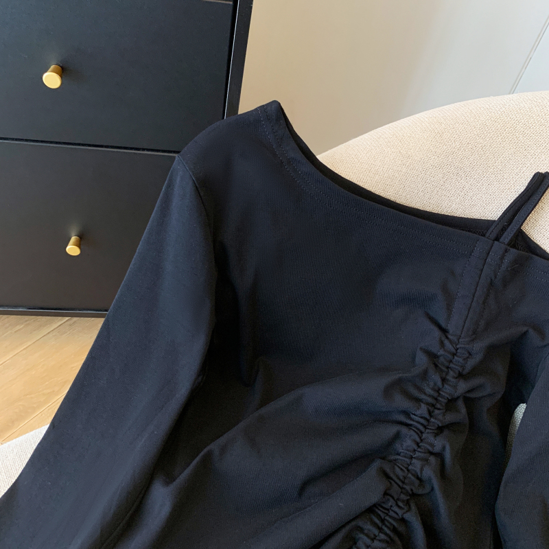 Wears outside T-shirt tops for women