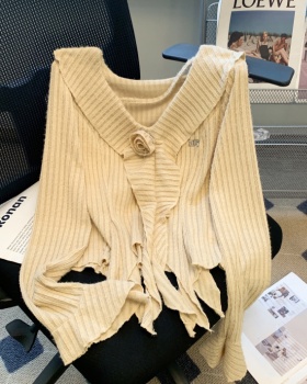 Irregular temperament stereoscopic V-neck shirts for women