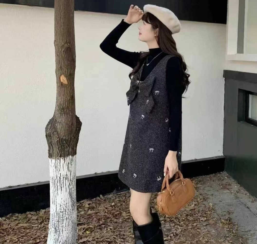 Bow V-neck dress embroidery autumn sweater a set