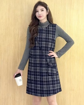 Autumn and winter loose retro vest plaid elegant dress a set