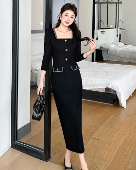 Elegant autumn and winter temperament Hepburn style dress